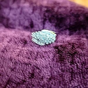 Gorgeous Cubic Zirconia Swirl/Cluster Ring